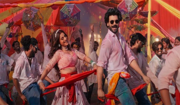 new holi song akshara singh 2025