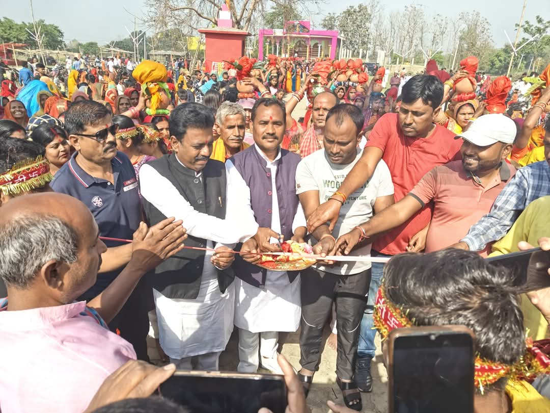 चैत नवरात्र दुर्गा पूजनोत्सव को लेकर निकाली गई भव्य कलश शोभायात्रा