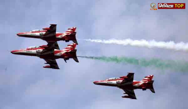 पटना एयर शो में भारतीय वायुसेना का दिखाया 'दहाड़'