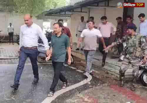झारखंड शराब घोटाले में ACB की बड़ी कार्रवाई, हिरासत में लिये गये आईएएस विनय चौबे