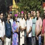 मां अन्नपूर्णा के परिवार ने निवर्तमान SDM वीरेंद्र कुमार को दी भावभीनी विदाई