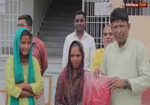 शादी के 3 दिन बाद सास ने बहू का स्कूल में करवाया नामांकन, इलाके में चर्चा का विषय