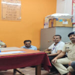 ADRM बनकर ट्रेन में चढ़ा, पूछताछ में निकला फर्जी