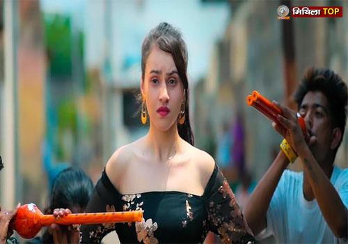 भोजपुरी गाना “चुम्मा दे दे” ने मचाया धमाल, दर्शकों को आ रहा बेहद पसंद