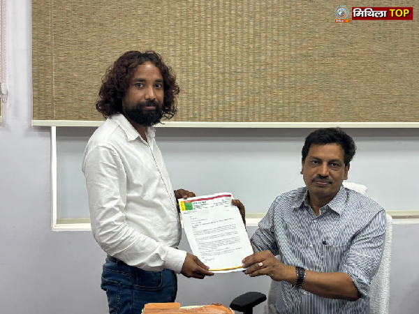 फ़ार्मेसी काउंसिल में अनियमिताओं को लेकर JLKM ने सौंपा ज्ञापन