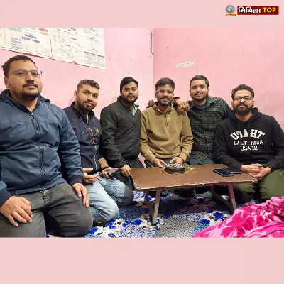 बिहार के राकेश झा ने गाढ़ा सफलता का झंडा, दोस्तों ने निभाई दोस्ती की मिसाल