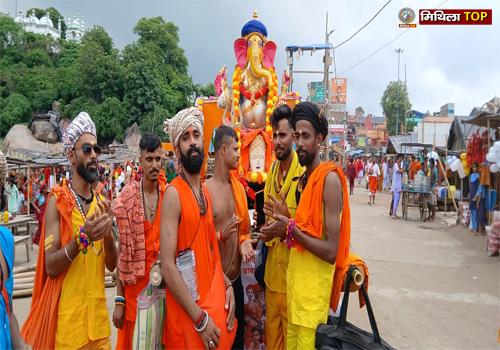 गुरु पूर्णिमा पर लाखों कांवरियों ने उत्तर गंगा में लगायी डुबकी