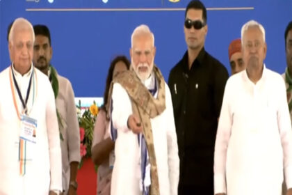 पीएम मोदी का बिहार को 'अमृत भारत एक्सप्रेस' का तोहफा
