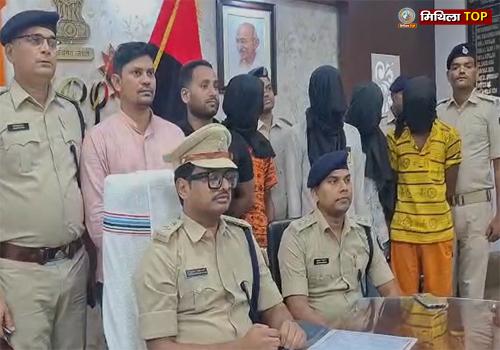 बांका में फर्जी DEO बनकर ठगी करने वाले गिरोह का भंडाफोड़