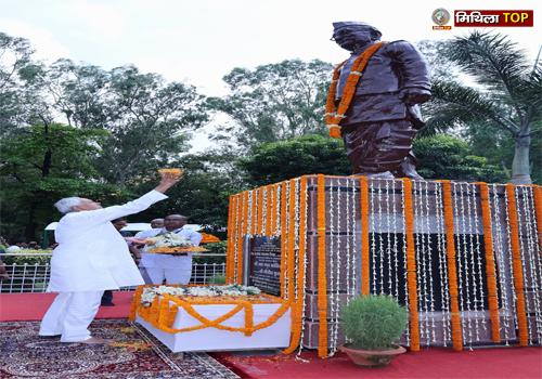 बिहार के पूर्व मुख्यमंत्री की जयंती पर राज्यपाल और मुख्यमंत्री ने दी श्रद्धांजलि