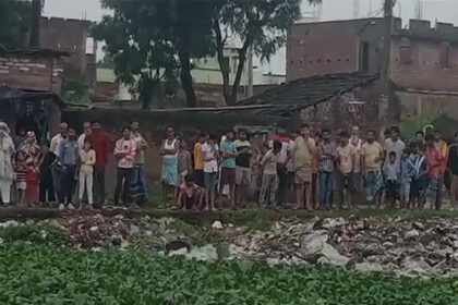 भागलपुर में युवक का शव मिलने से सनसनी, शरीर पर मिले जख्म के कई निशान