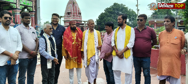 Darbhanga News: “हम बदलेंगे दरभंगा” जनयात्रा का मां श्यामा मंदिर से हुआ शुभारंभ
