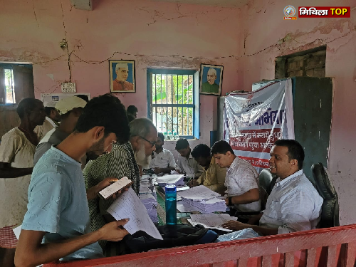Bihar News: भूमि अभिलेख सुधार के लिए अलीनगर में लगा राजस्व शिविर