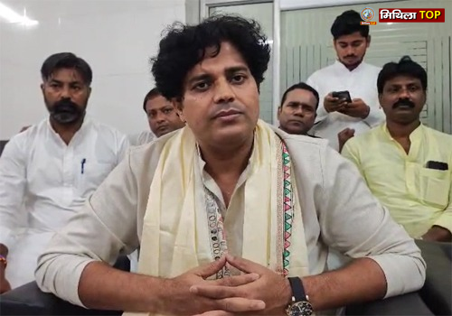 Bihar News: नीतीश कुमार के टोपी ट्रांसफर पर हंगामा, विपक्ष ने साधा निशाना