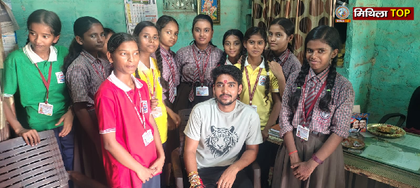 Darbhanga News: आइडियल पब्लिक स्कूल, पकड़ी में रक्षाबंधन पर्व का उत्सव
