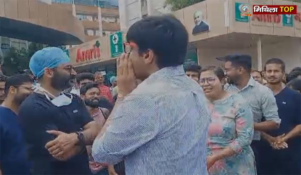 पटना एम्स में हंगामा, रेजिडेंट डॉक्टरों की हड़ताल, इमरजेंसी सेवाएं ठप