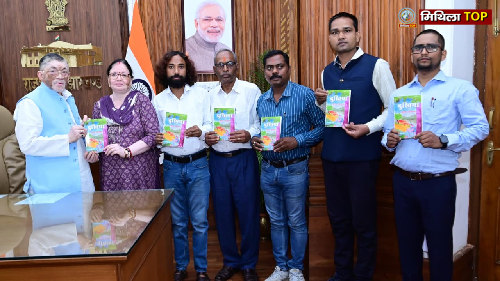 Jharkhand News: राज्यपाल संतोष गंगवार और देवेन्द्र नाथ महतो ने किया “दुखिया” खोरठा उपन्यास का विमोचन