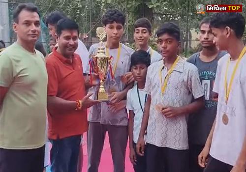 Deoghar News: राज्य स्तरीय SGFI खेल प्रतियोगिता में देवघर के बच्चों ने मारी बाजी