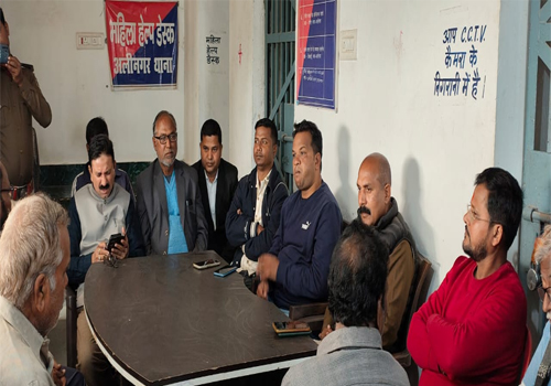 सरस्वती पूजा को लेकर अलीनगर थाना में शांति समिति की बैठक आयोजित