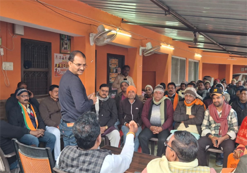 नरक निवारण चतुर्दशी पर अलीनगर के लगमा में विराट हिंदू सम्मेलन