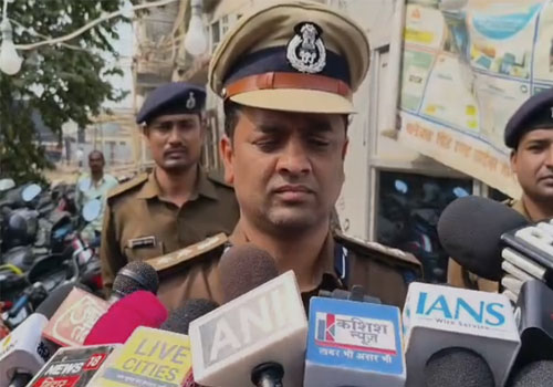 दरभंगा रेप-मर्डर कांड: आरोपी की गिरफ्तारी के बाद बवाल, पुलिस पर पथराव...