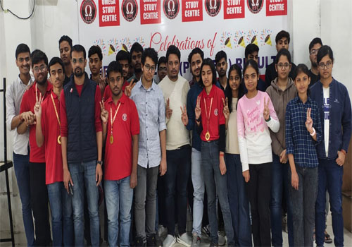 मिथिला में ओमेगा स्टडी सेंटर का जलवा, पाँच विद्यार्थियों ने हासिल किए 99+पर्सेंटाइल