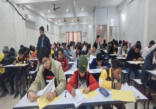 दरभंगा में ओमेगा प्रतिभा खोज परीक्षा (OTSE) का सफल आयोजन