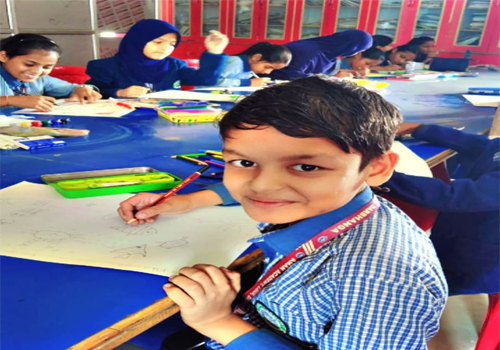 अमन एकेडमी हादसे में अब तक कोई गिरफ्तारी नहीं, पुलिस पर उठे सवाल