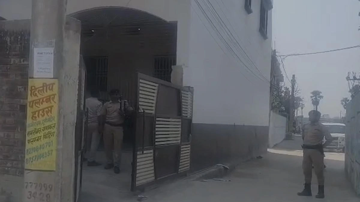 दरभंगा में बिजली विभाग के इंजीनियर के घर पर EOU की छापेमारी