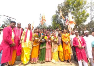 अलीनगर में नवरात्रि की धूम, 42 साल पुरानी परंपरा में उमड़ा जनसैलाब