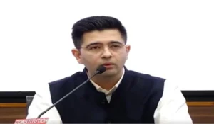 Raghav Chadha Join BJP: AAP में बड़ी टूट, राघव चड्ढा समेत 7 सांसद BJP में शामिल