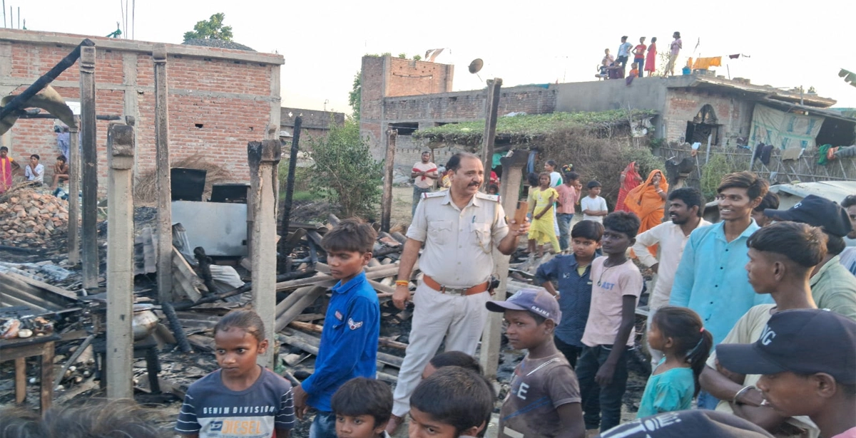 दरभंगा में गैस पाइप ब्लास्ट से 3 घर जलकर खत्म, पूरा गांव दहशत में