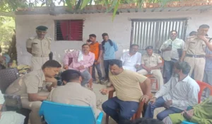 सिमरी में टेलर मास्टर की चाकू मारकर हत्या, बचाने आए दो लोग भी घायल