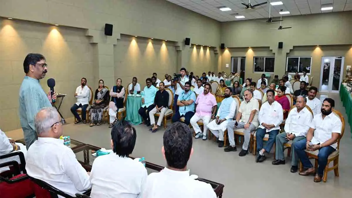 Jharkhand Rajya Sabha Election: Grand alliance showed strength through dinner diplomacy