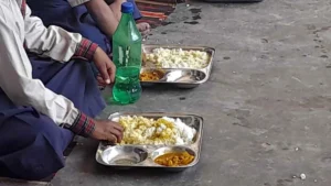 Mid Day Meal Update: These 4 vegetables will not be served to children during the rainy season.