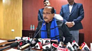 Jharkhand News: Jharkhand Finance Minister Radhakrishna Kishore returns his entire security detail.