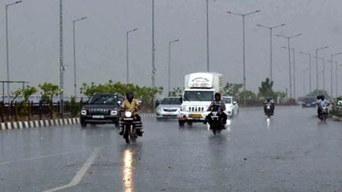 Bihar Monsoon News: Monsoon fully active in Bihar; heavy rain alert for 13 districts.