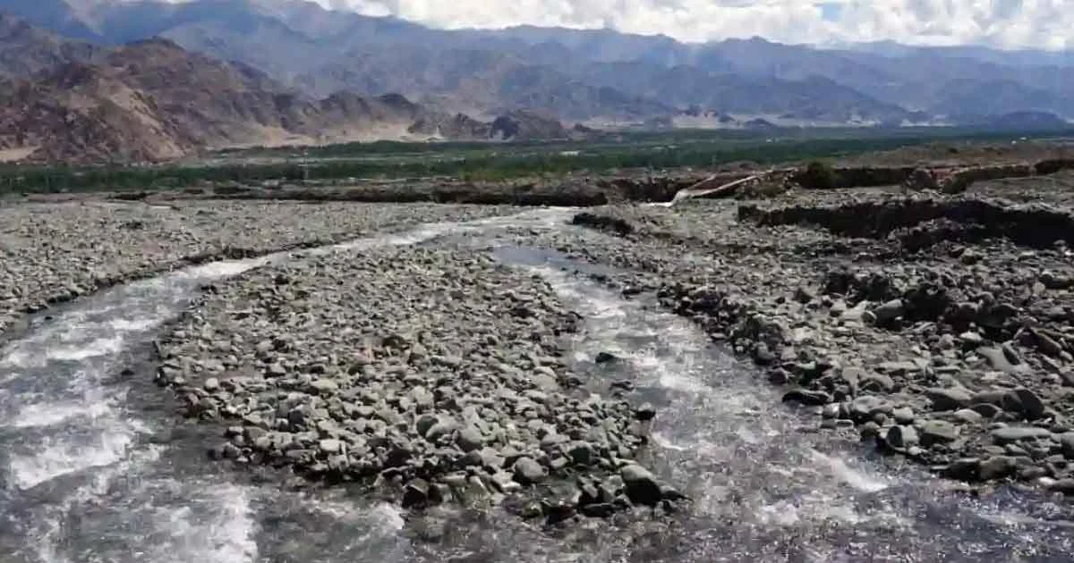 Ladakh News: लद्दाख में पानी की नई क्रांति, ग्लेशियर का पानी पहुंचा खेतों तक