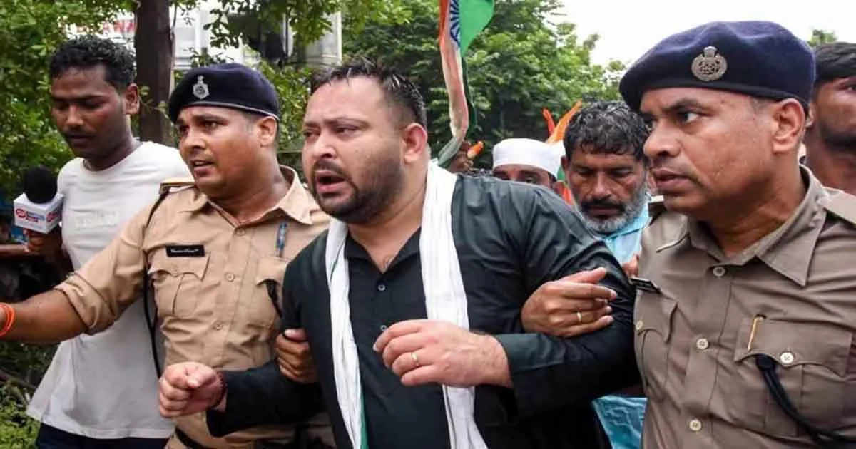 Raj Bhavan March: तिरंगे के साथ सड़क पर उतरे RJD कार्यकर्ता, उठे कई बड़े सवाल