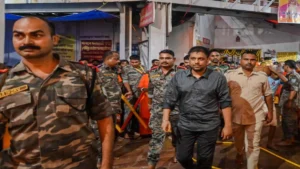 Sawan Somwari: Massive influx of devotees at Basukinath and Baba Dham.