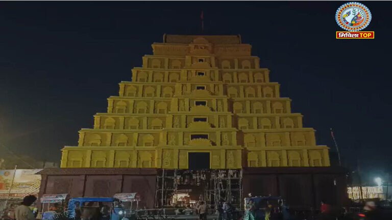 Darbhanga Durga Puja: दरभंगा में बना रहा रामेश्वरम् मंदिर जैसा भव्य पंडाल
