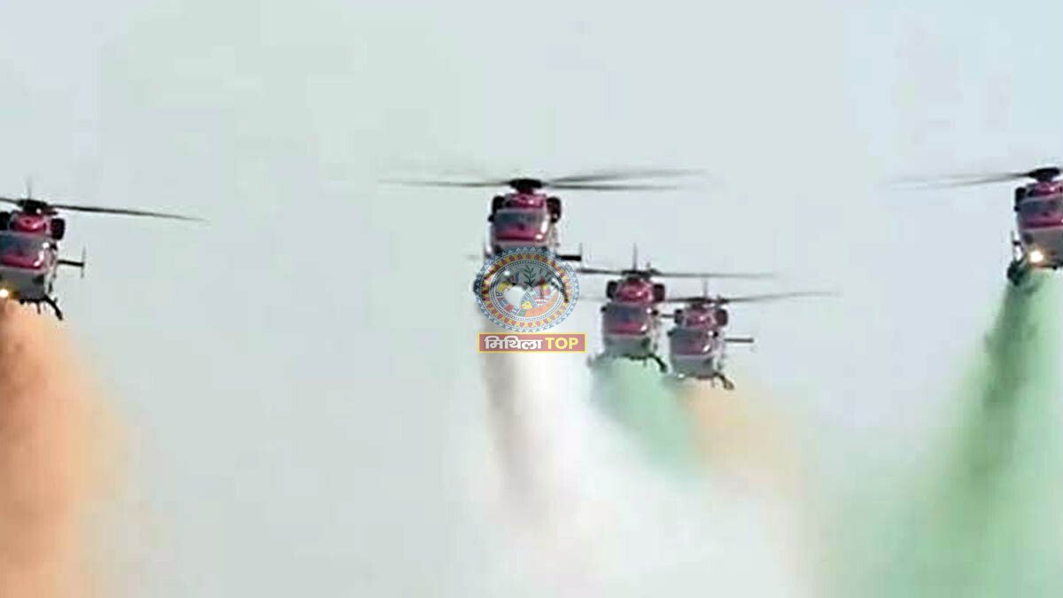 Namo Ghat Air Show: गंगा के ऊपर भारतीय वायुसेना का शक्ति प्रदर्शन